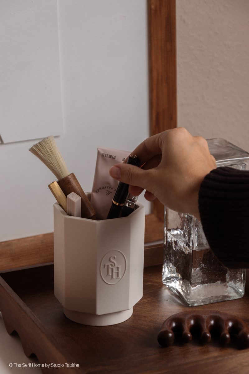 theserifhome-design-edit-der-audrey-stiftehalter-aus-jesmonite-blog2